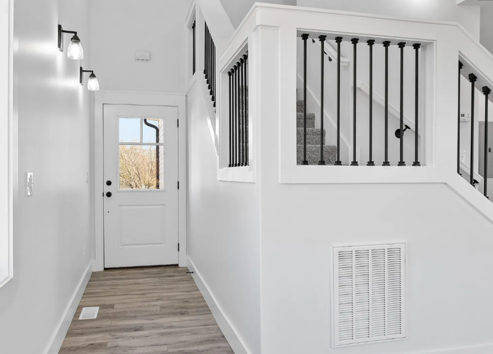 WEST CLARK — photo 18