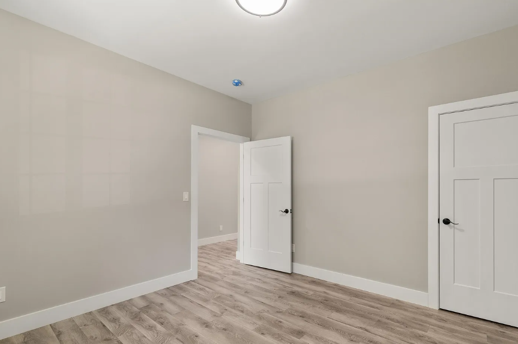 E CROFT CIRCLE — photo 22
