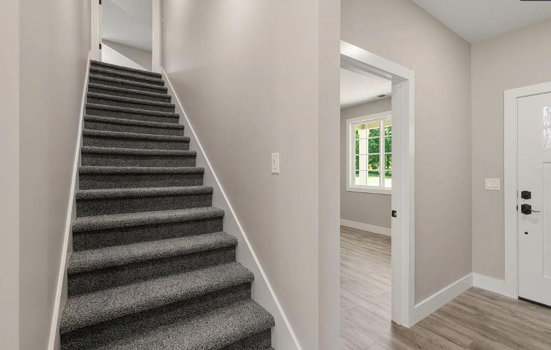 E CROFT CIRCLE — photo 17