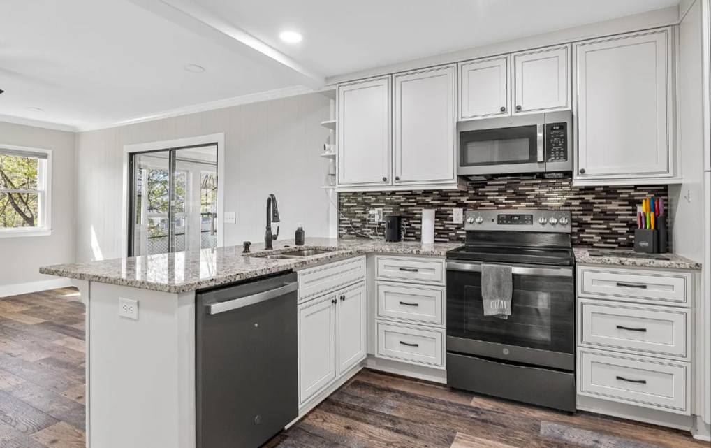 WEST CLARK — photo 19