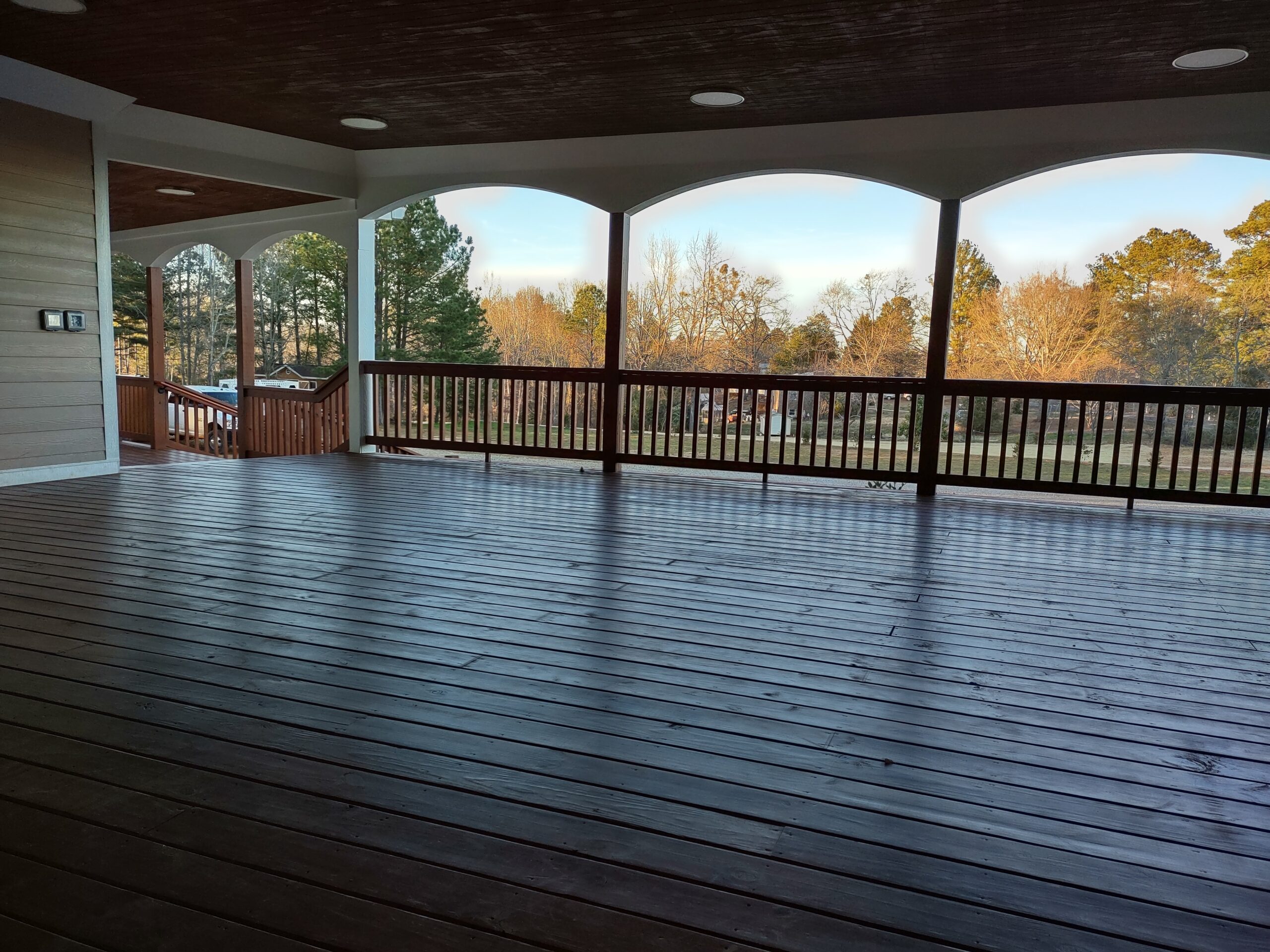 DECKING — photo 1